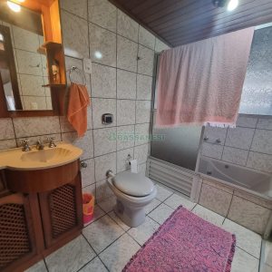 Casa com 200m², 4 dormitórios, 3 vagas, no bairro Colina Sorriso em Caxias do Sul para Alugar