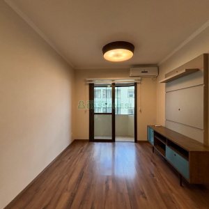 Apartamento com 68m², 2 dormitórios, 1 vaga, no bairro Lourdes em Caxias do Sul para Alugar