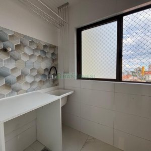 Apartamento com 68m², 2 dormitórios, 1 vaga, no bairro Lourdes em Caxias do Sul para Alugar