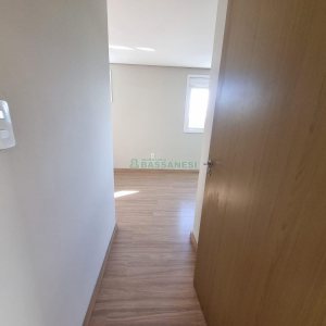 Apartamento com 53m², 2 dormitórios, 2 vagas, no bairro Vila Verde em Caxias do Sul para Alugar