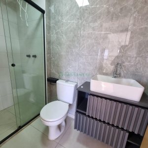 Apartamento com 53m², 2 dormitórios, 2 vagas, no bairro Vila Verde em Caxias do Sul para Alugar