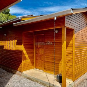 Casa com 60m², 2 dormitórios, 1 vaga, no bairro Esplanada em Caxias do Sul para Alugar