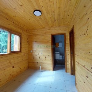 Casa com 60m², 2 dormitórios, 1 vaga, no bairro Esplanada em Caxias do Sul para Alugar