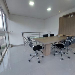 Casa com 420m², 4 dormitórios, 4 vagas, no bairro Interlagos em Caxias do Sul para Alugar