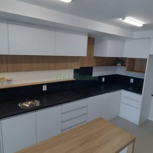 Apartamento com 110m², 3 dormitórios, 2 vagas, no bairro Petrópolis em Caxias do Sul para Alugar