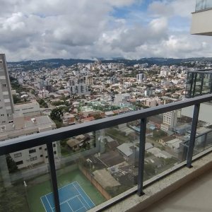 Apartamento com 110m², 3 dormitórios, 2 vagas, no bairro Petrópolis em Caxias do Sul para Alugar
