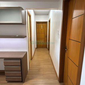 Casa com 170m², 3 dormitórios, 2 vagas, no bairro Kayser em Caxias do Sul para Alugar