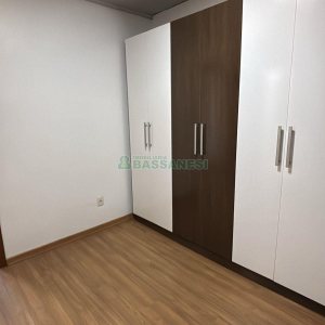 Casa com 170m², 3 dormitórios, 2 vagas, no bairro Kayser em Caxias do Sul para Alugar