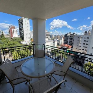 Apartamento com 130m², 3 dormitórios, 2 vagas, no bairro Cristo Redentor em Caxias do Sul para Comprar