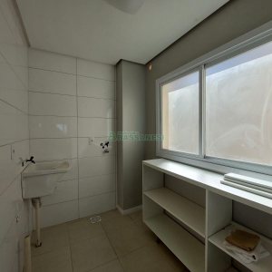 Apartamento com 80m², 2 dormitórios, 2 vagas, no bairro São Luiz em Caxias do Sul para Alugar