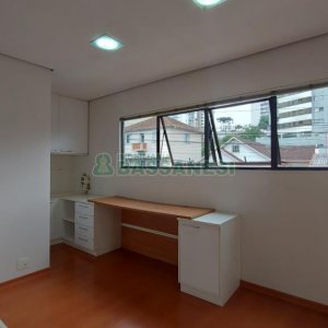 Casa com 300m², 3 dormitórios, no bairro Nossa Senhora de Lourdes em Caxias do Sul para Alugar