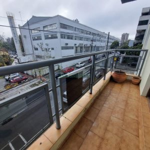 Apto Mobiliado com 80m², 2 dormitórios, 1 vaga, no bairro Centro em Caxias do Sul para Alugar