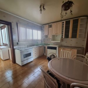 Apto Mobiliado com 80m², 2 dormitórios, 1 vaga, no bairro Centro em Caxias do Sul para Alugar