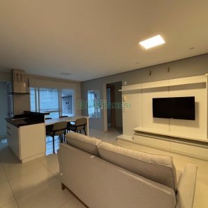 Apto Mobiliado com 72m², 2 dormitórios, 2 vagas, no bairro Vinhedos em Caxias do Sul para Alugar