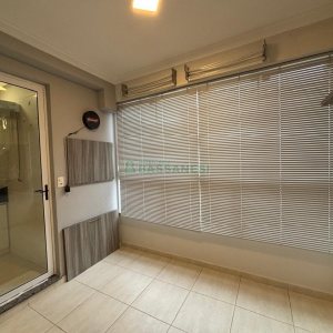 Apto Mobiliado com 72m², 2 dormitórios, 2 vagas, no bairro Vinhedos em Caxias do Sul para Alugar