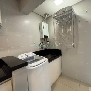 Apto Mobiliado com 72m², 2 dormitórios, 2 vagas, no bairro Vinhedos em Caxias do Sul para Alugar