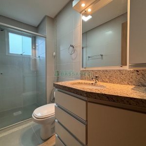 Apto Mobiliado com 72m², 2 dormitórios, 2 vagas, no bairro Vinhedos em Caxias do Sul para Alugar