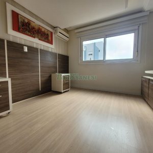 Apartamento com 174m², 3 dormitórios, 2 vagas, no bairro Sanvitto em Caxias do Sul para Comprar