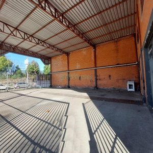 Pavilhão com 361m², no bairro Interlagos em Caxias do Sul para Alugar