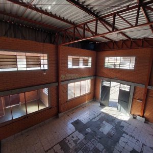Pavilhão com 361m², no bairro Interlagos em Caxias do Sul para Alugar