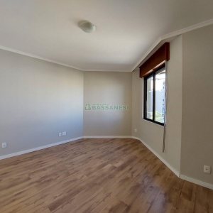 Apartamento com 107m², 2 dormitórios, 1 vaga, no bairro São Pelegrino em Caxias do Sul para Alugar