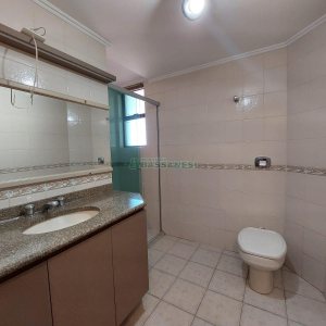 Apartamento com 107m², 2 dormitórios, 1 vaga, no bairro São Pelegrino em Caxias do Sul para Alugar