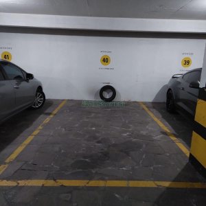 Apartamento com 107m², 2 dormitórios, 1 vaga, no bairro São Pelegrino em Caxias do Sul para Alugar