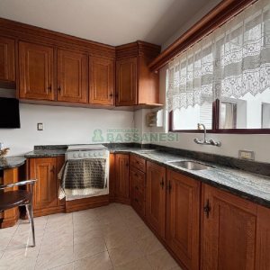 Apto Mobiliado com 147m², 3 dormitórios, no bairro Centro em Caxias do Sul para Alugar