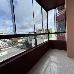 Apto Mobiliado com 147m², 3 dormitórios, no bairro Centro em Caxias do Sul para Alugar