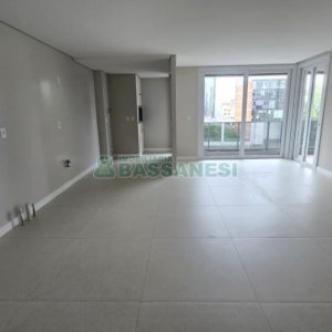 Apartamento com 106m², 3 dormitórios, 2 vagas, no bairro São Pelegrino em Caxias do Sul para Comprar