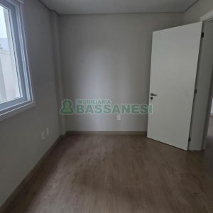Apartamento com 106m², 3 dormitórios, 2 vagas, no bairro São Pelegrino em Caxias do Sul para Comprar