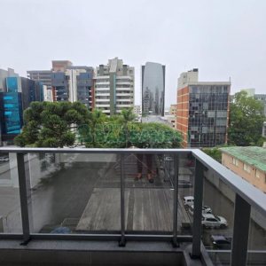 Apartamento com 106m², 3 dormitórios, 2 vagas, no bairro São Pelegrino em Caxias do Sul para Comprar