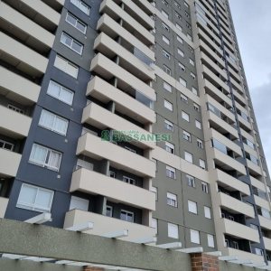 Apartamento com 85m², 3 dormitórios, 2 vagas, no bairro Centro em Caxias do Sul para Comprar