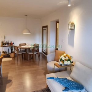 Apartamento com 85m², 3 dormitórios, 2 vagas, no bairro Centro em Caxias do Sul para Comprar