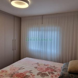 Apartamento com 85m², 3 dormitórios, 2 vagas, no bairro Centro em Caxias do Sul para Comprar