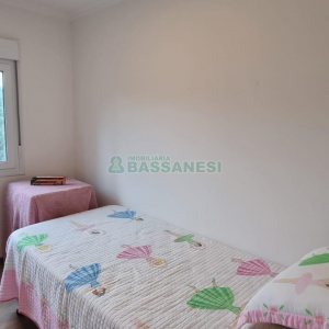 Apartamento com 85m², 3 dormitórios, 2 vagas, no bairro Centro em Caxias do Sul para Comprar