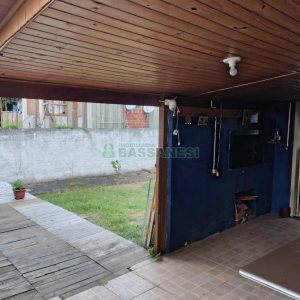 Casa com 144m², 2 dormitórios, 1 vaga, no bairro Diamantino em Caxias do Sul para Comprar