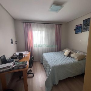 Apartamento com 130m², 3 dormitórios, 2 vagas, no bairro Bela Vista em Caxias do Sul para Comprar