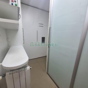 Casa Mobiliada com 440m², 3 dormitórios, 3 vagas, no bairro Jardelino Ramos em Caxias do Sul para Alugar