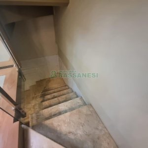 Casa Mobiliada com 440m², 3 dormitórios, 3 vagas, no bairro Jardelino Ramos em Caxias do Sul para Alugar