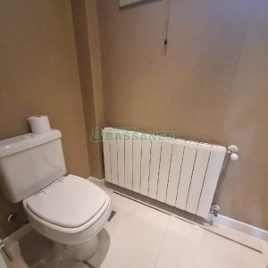 Casa Mobiliada com 440m², 3 dormitórios, 3 vagas, no bairro Jardelino Ramos em Caxias do Sul para Alugar