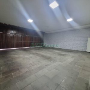 Casa Mobiliada com 440m², 3 dormitórios, 3 vagas, no bairro Jardelino Ramos em Caxias do Sul para Alugar