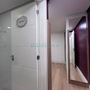 Apartamento com 197m², 3 dormitórios, 2 vagas, no bairro Universitário em Caxias do Sul para Alugar