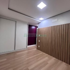 Apartamento com 197m², 3 dormitórios, 2 vagas, no bairro Universitário em Caxias do Sul para Alugar