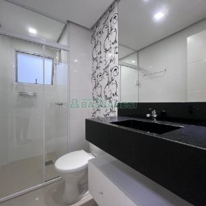 Apartamento com 197m², 3 dormitórios, 2 vagas, no bairro Universitário em Caxias do Sul para Alugar
