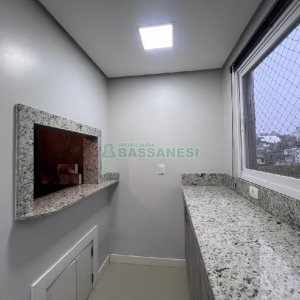 Apartamento com 197m², 3 dormitórios, 2 vagas, no bairro Universitário em Caxias do Sul para Alugar