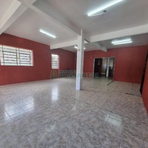 Loja com 200m², no bairro Centro em Caxias do Sul para Alugar