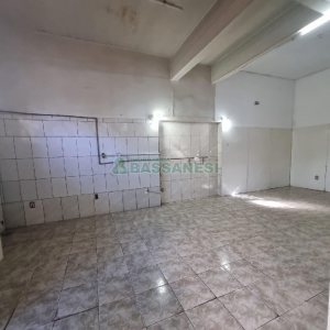 Loja com 200m², no bairro Centro em Caxias do Sul para Alugar