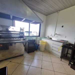 Sala com 250m², no bairro Desvio Rizzo em Caxias do Sul para Alugar