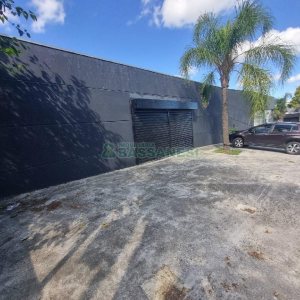 Loja com 800m², no bairro São Pelegrino em Caxias do Sul para Alugar